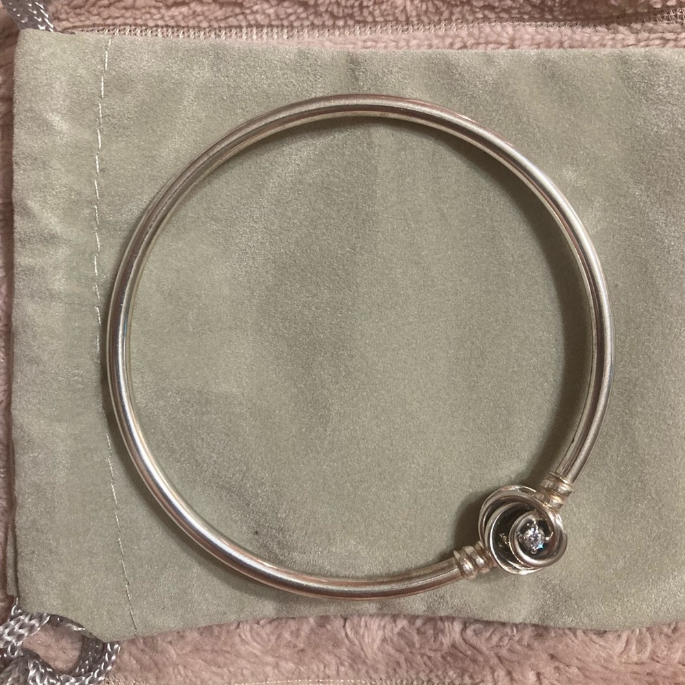 NWOT Pandora Silver Bangle Bracelet 19